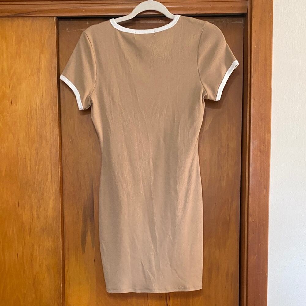 NWT Tan Ribbed Mini Dress 33” Butterfly Applique Ringer White P2P 17” Nature - Picture 4 of 6